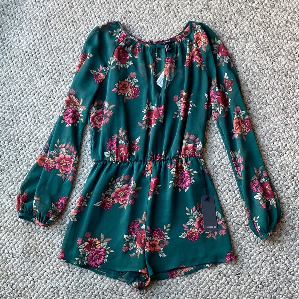 New with tags floral romper